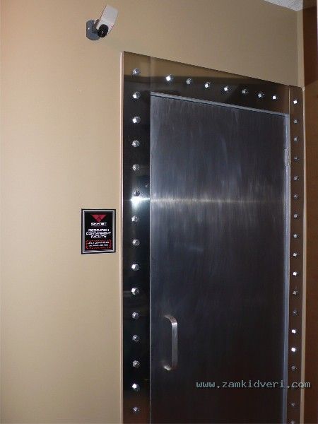 8 Vault door