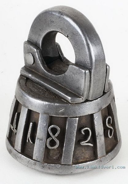 lux 1 02
