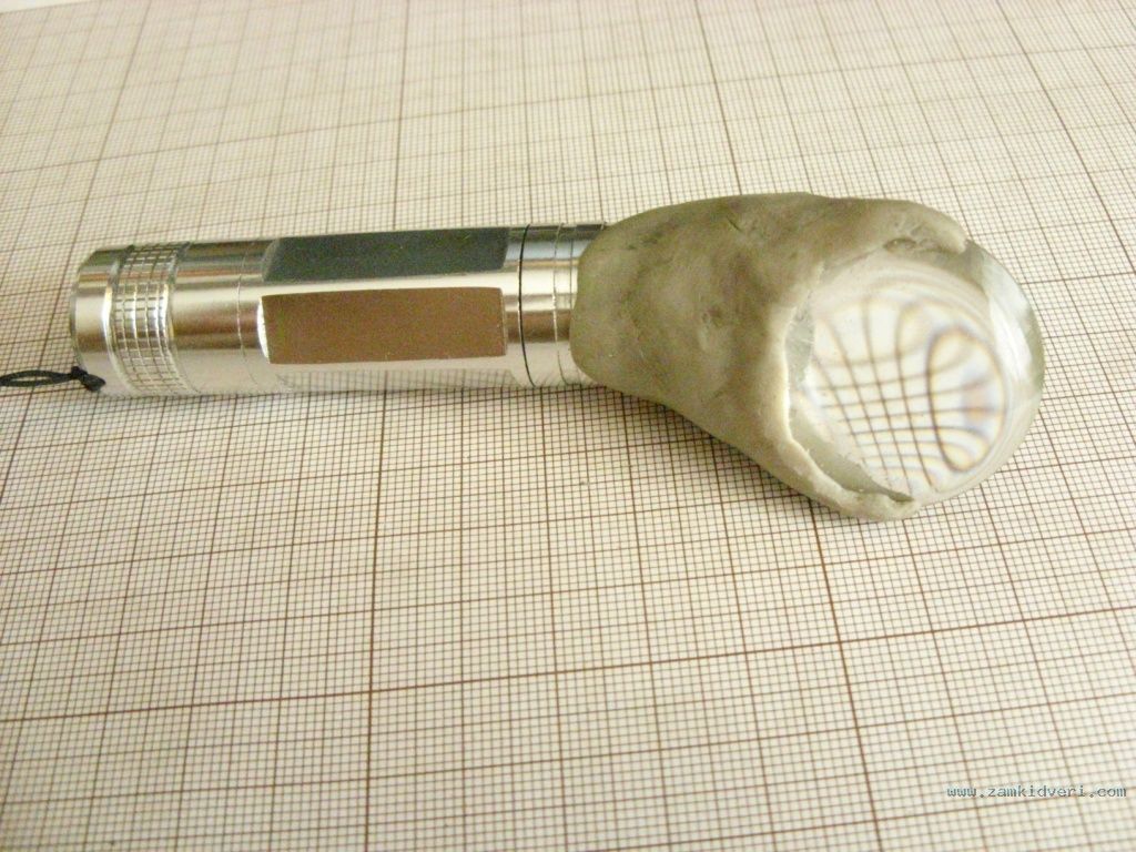 SN857890