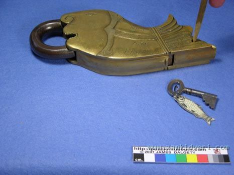 Fish Lock 03
