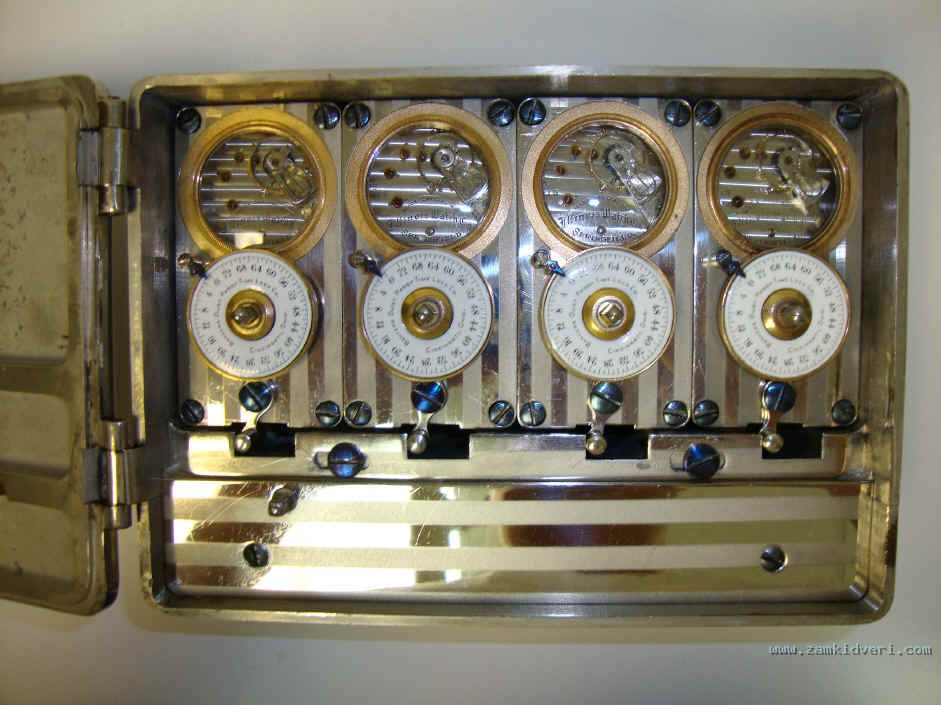 Bankers Dustproof b 1