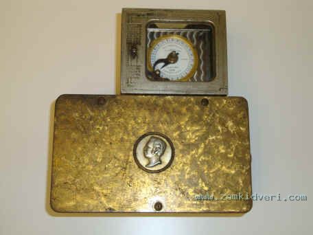 Consol 1mvt w dual Hall lock 2