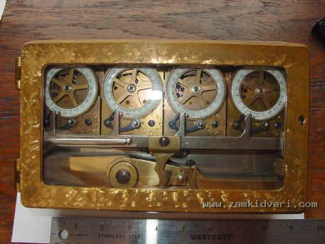 SG 4mvt wagon wheel brass