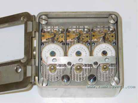 Yale 3 t mvt 1