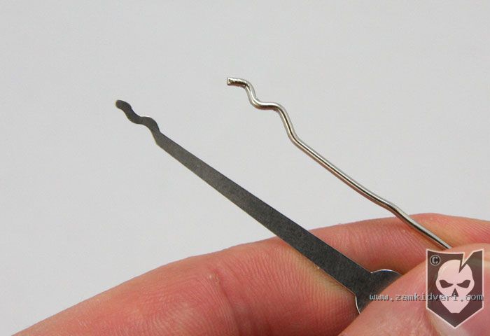 paperclip lockpick 2