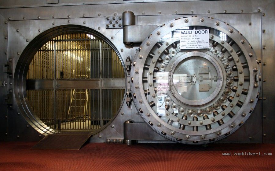 WinonaSavingsBankVault 900x562