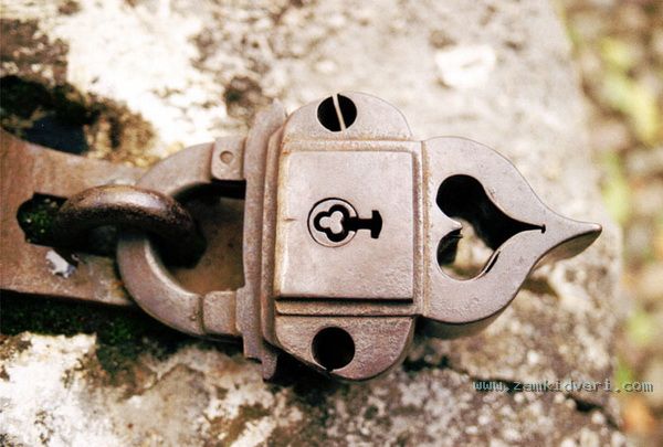 1306561465 polyanka key 21