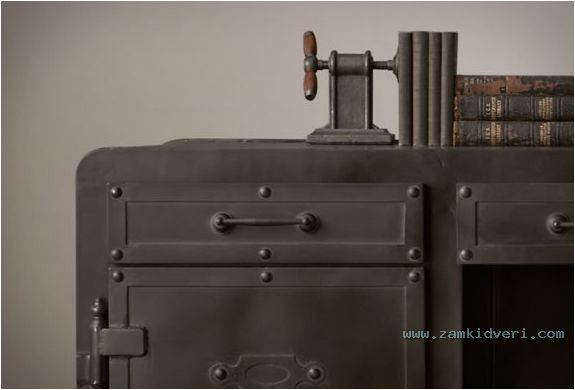 iron vault desk 5