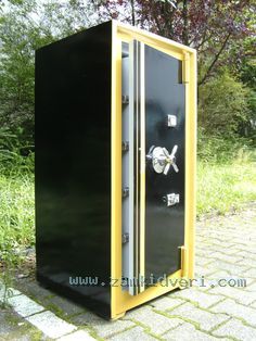 8725a3c5780f1de345adc598a53f93c2