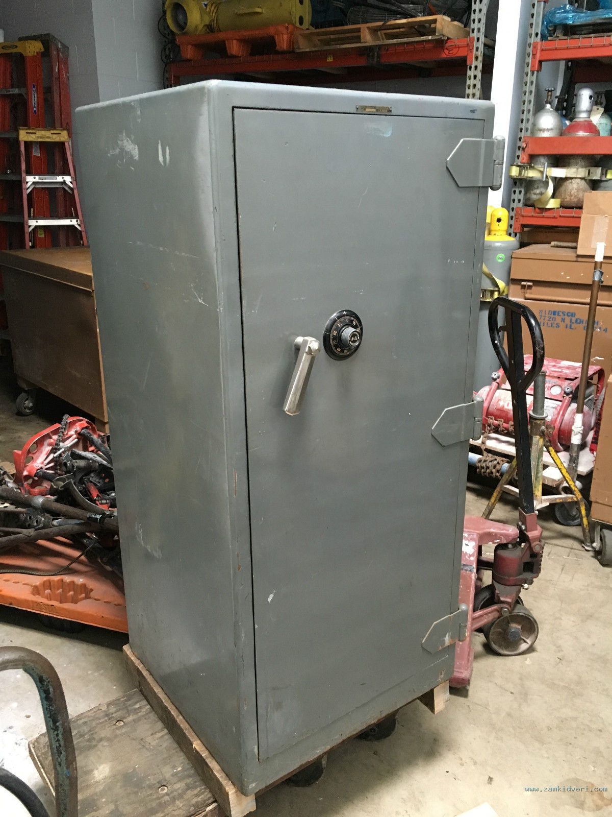 s l1600 (8)