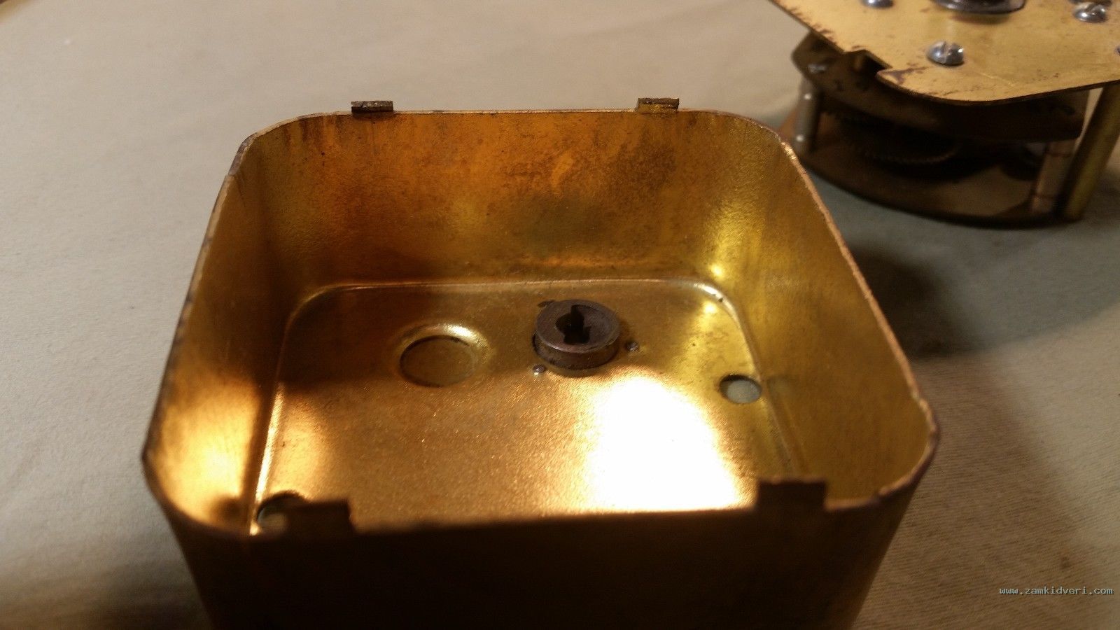 s l1600 (9)